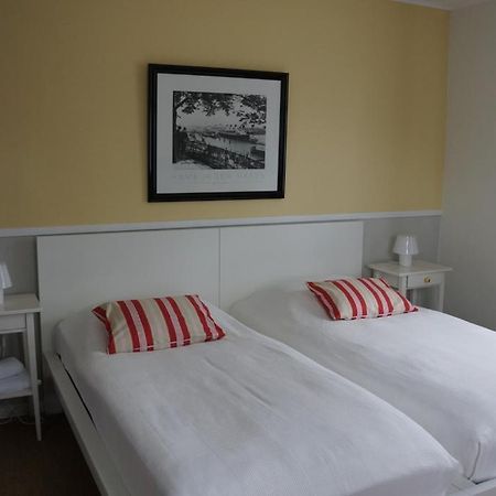 Haus Buddenbrock auf Rügen Wiek auf Rügen Zimmer foto