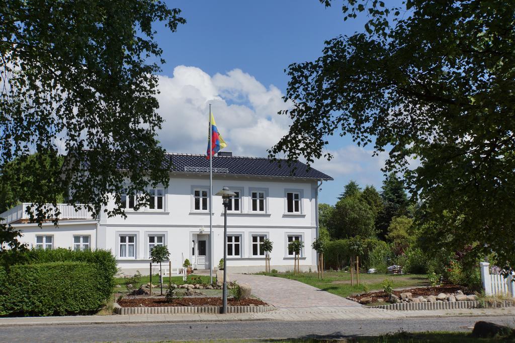 Haus Buddenbrock auf Rügen Wiek auf Rügen Exterior foto